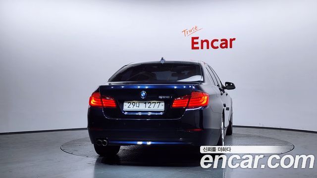 BMW 5-Series 2012 — photo 4