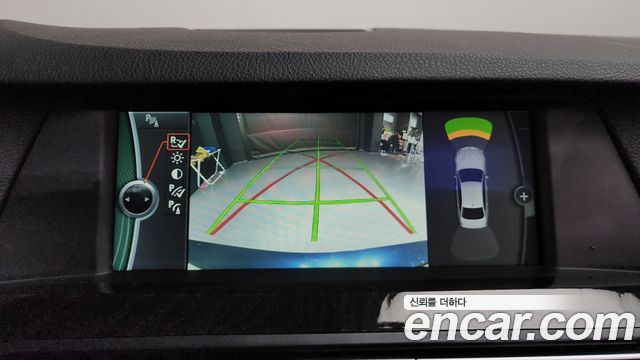 BMW 5-Series 2012 — photo 15