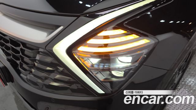 Kia Sportage 2023 — photo 8