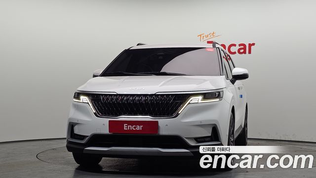 Kia Canival 2022 — photo 3