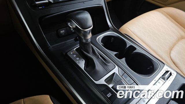Kia Canival 2022 — photo 12