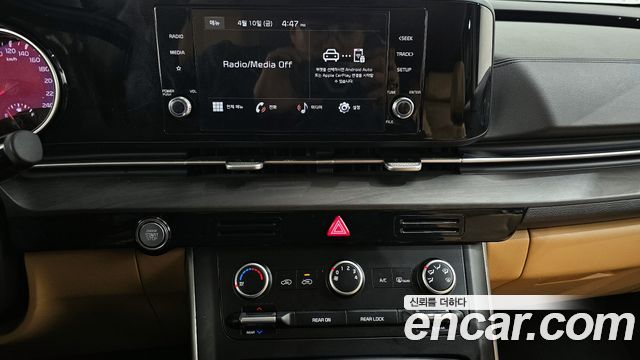 Kia Canival 2022 — photo 20