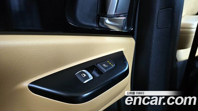 Kia Canival 2022 — photo 25