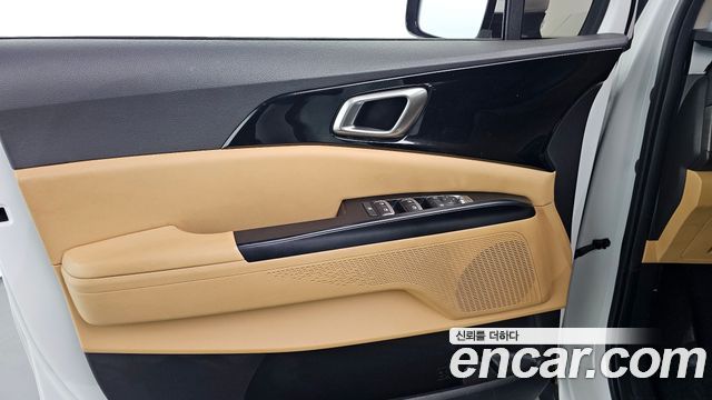 Kia Canival 2022 — photo 14