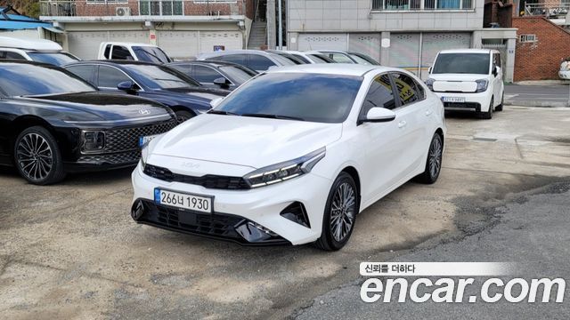 Kia K3 2022 — photo 1