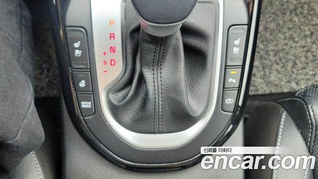 Kia K3 2022 — photo 20