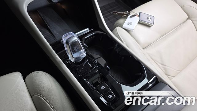 Volvo XC40 2023 — photo 9