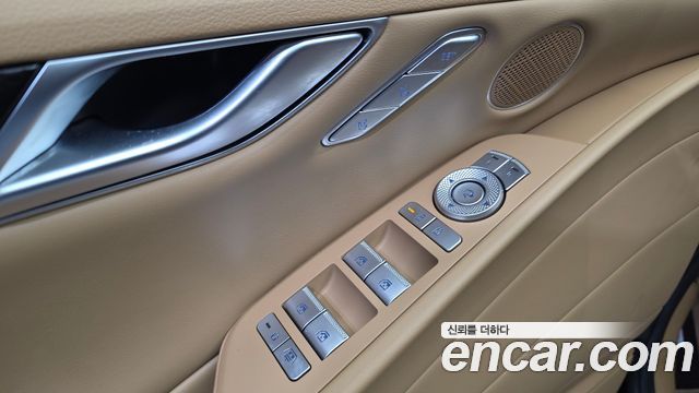 Genesis G80 2025 — photo 12