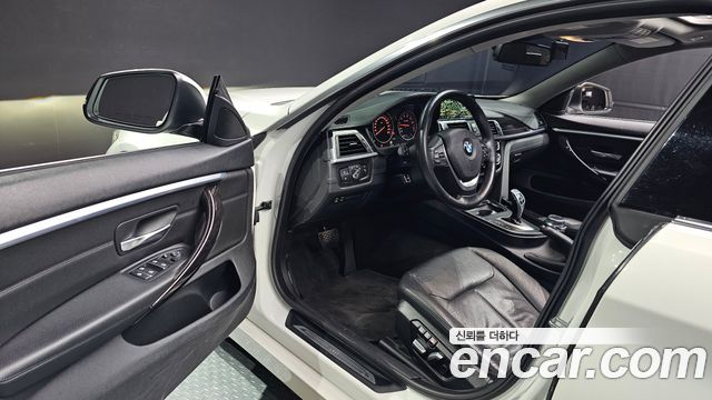 BMW 4-Series 2018 — photo 10