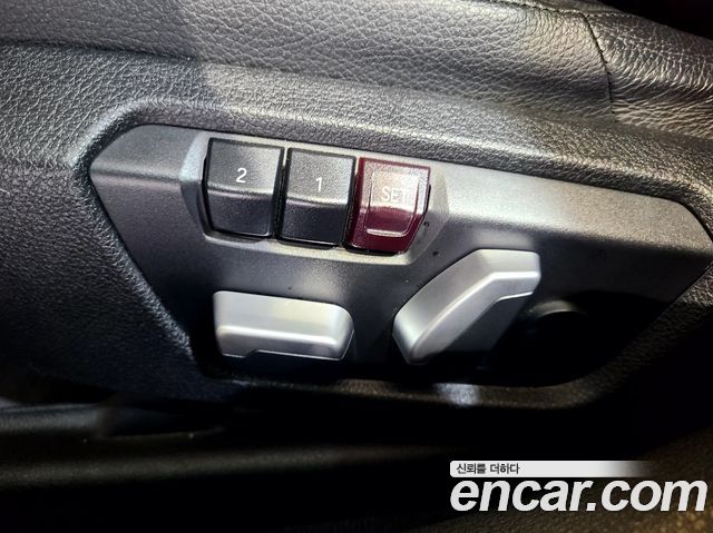 BMW 4-Series 2018 — photo 20