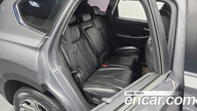 Hyundai Santafe 2021 — photo 17