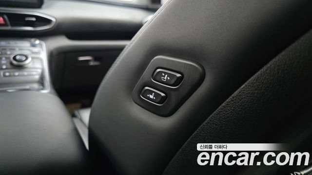 Hyundai Santafe 2021 — photo 24