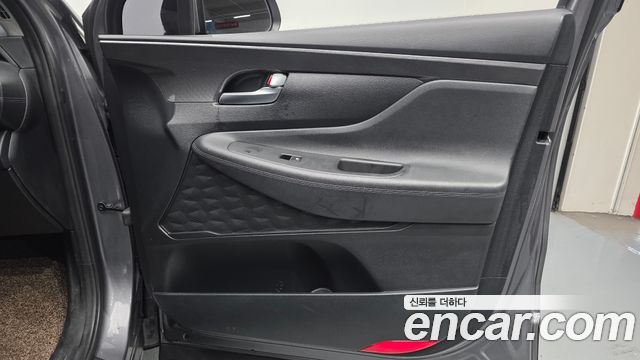 Hyundai Santafe 2021 — photo 31