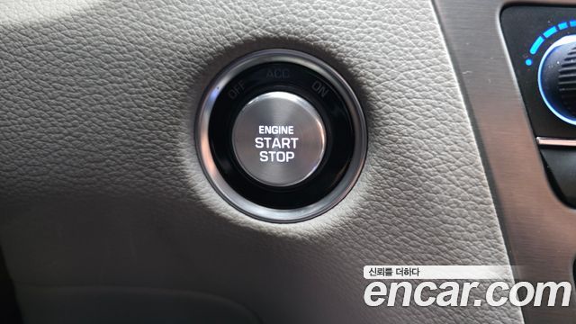 Hyundai Genesis 2016 — photo 17