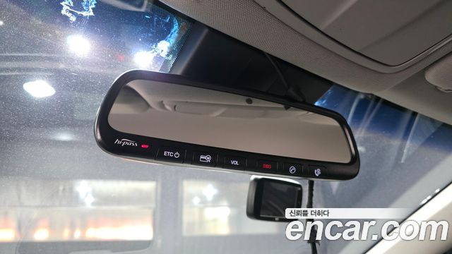 Hyundai Genesis 2016 — photo 18