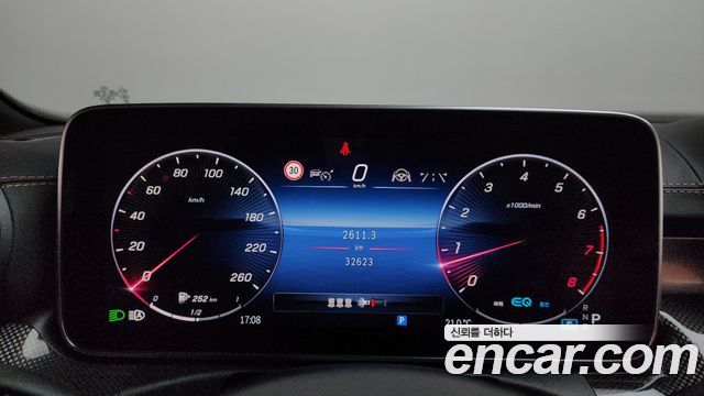 Mercedes-Benz C-Class 2022 — photo 11