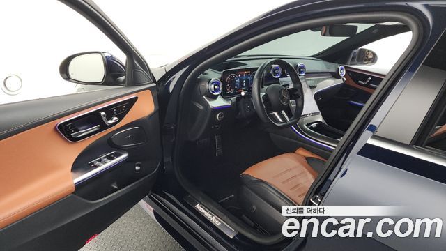 Mercedes-Benz C-Class 2022 — photo 13