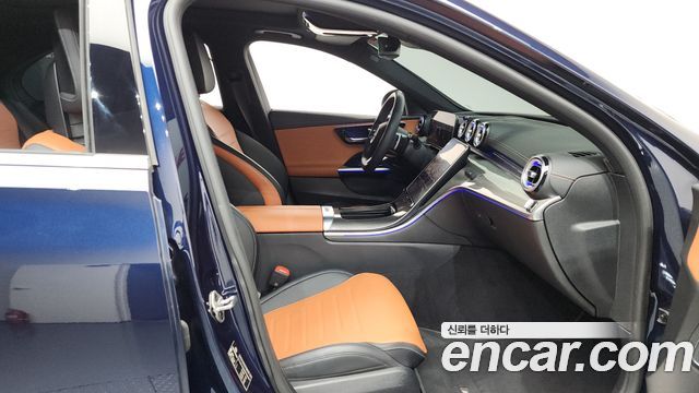 Mercedes-Benz C-Class 2022 — photo 16