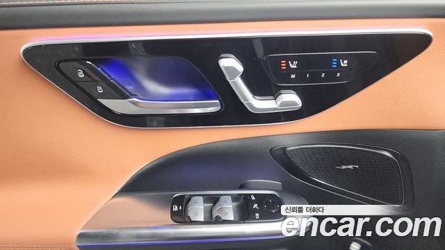 Mercedes-Benz C-Class 2022 — photo 28