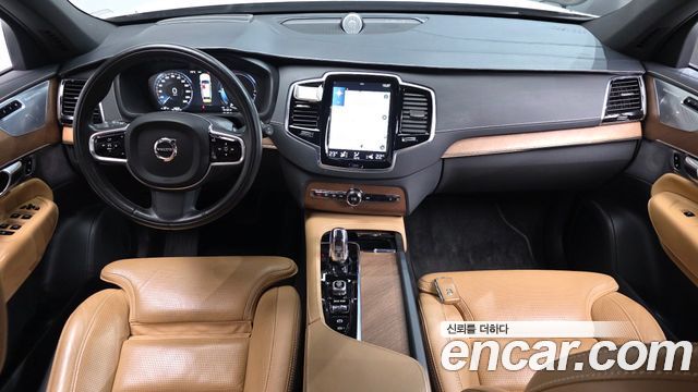 Volvo XC90 2018 — photo 10
