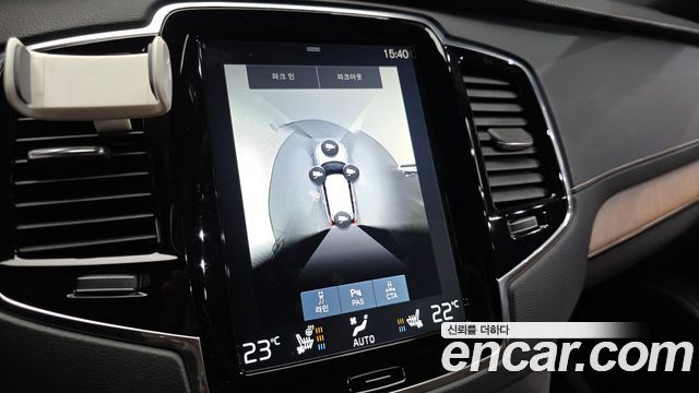 Volvo XC90 2018 — photo 20