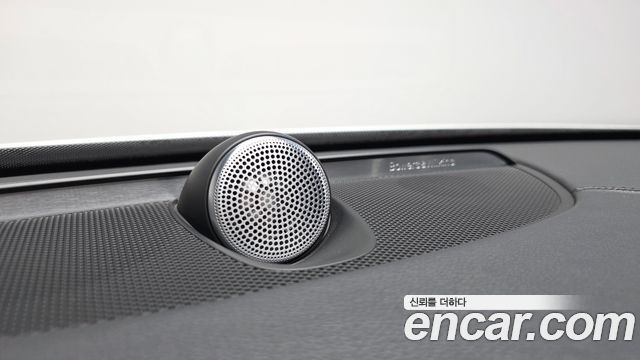Volvo XC90 2018 — photo 23