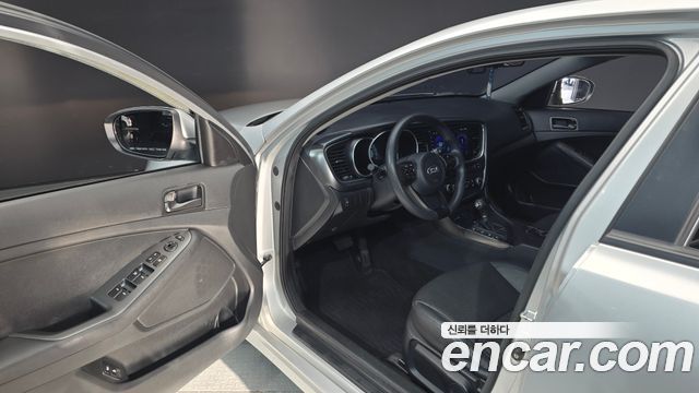 Kia K5 2015 — photo 10