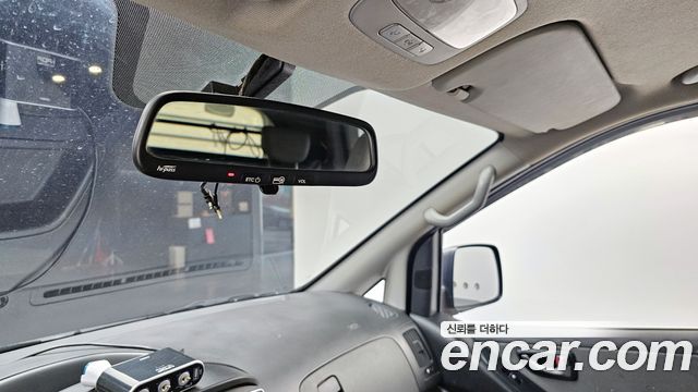 Hyundai Starex 2019 — photo 19