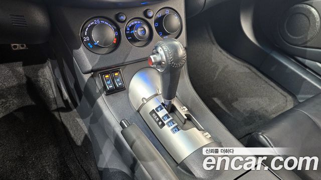 Mitsubishi Eclipse 2009 — photo 9
