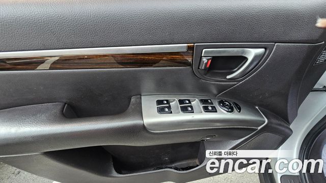 Hyundai Santafe 2011 — photo 11