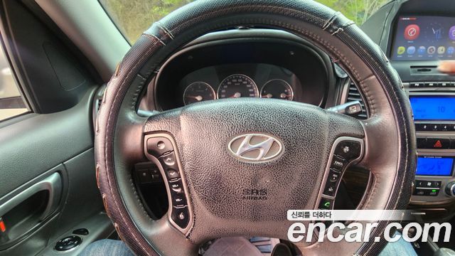 Hyundai Santafe 2011 — photo 13
