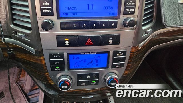 Hyundai Santafe 2011 — photo 16