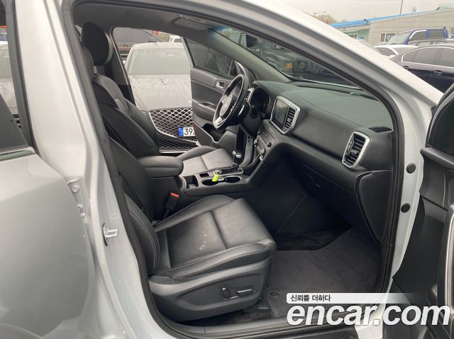 Kia Sportage 2019 — photo 17