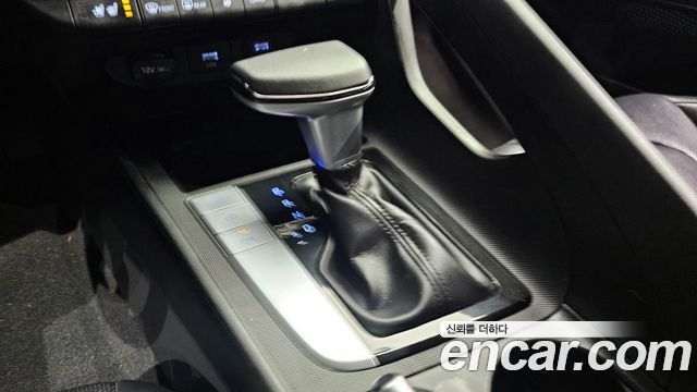 Hyundai AVANTE 2021 — photo 12