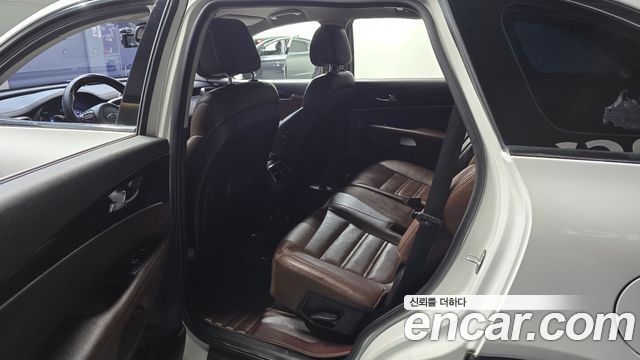 Kia Sorento 2016 — photo 11