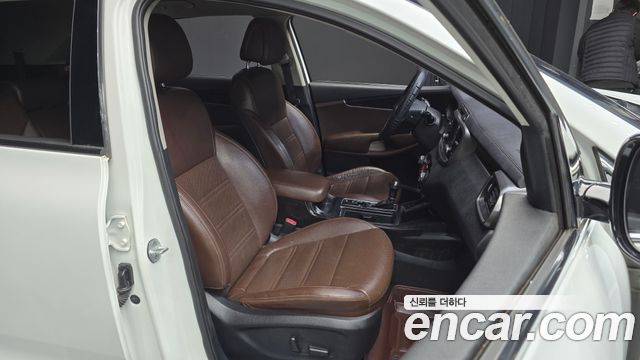 Kia Sorento 2016 — photo 12