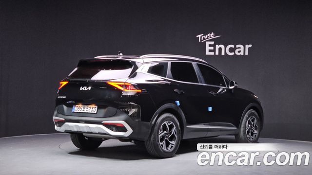 Kia Sportage 2022 — photo 2