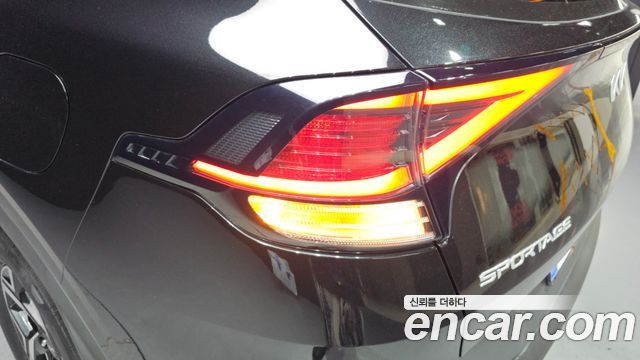 Kia Sportage 2022 — photo 9