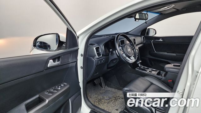 Kia Sportage 2022 — photo 13