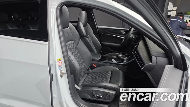 Audi S6 2022 — photo 12