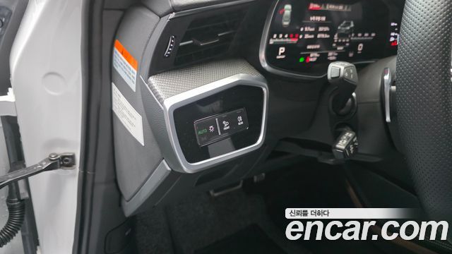 Audi S6 2022 — photo 14