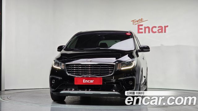 Kia Canival 2020 — photo 3