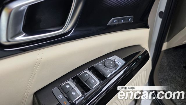 Kia Canival 2021 — photo 19