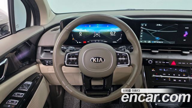 Kia Canival 2021 — photo 20