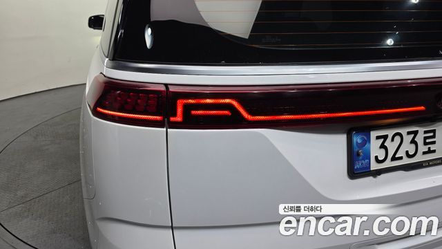 Kia Canival 2021 — photo 9