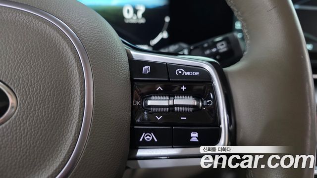 Kia Canival 2021 — photo 29