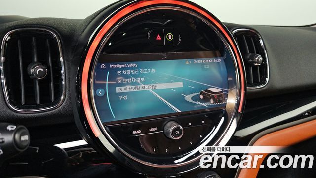 Mini Countryman 2022 — photo 27