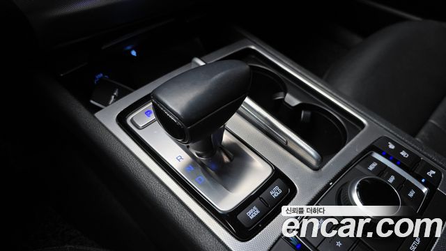 Genesis G80 2019 — photo 12