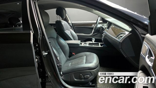 Genesis G80 2019 — photo 17