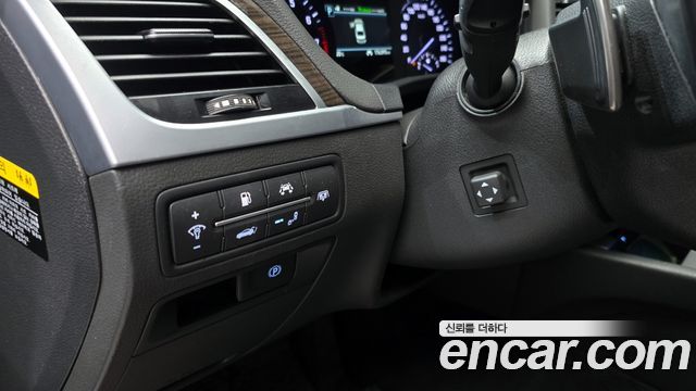 Genesis G80 2019 — photo 24